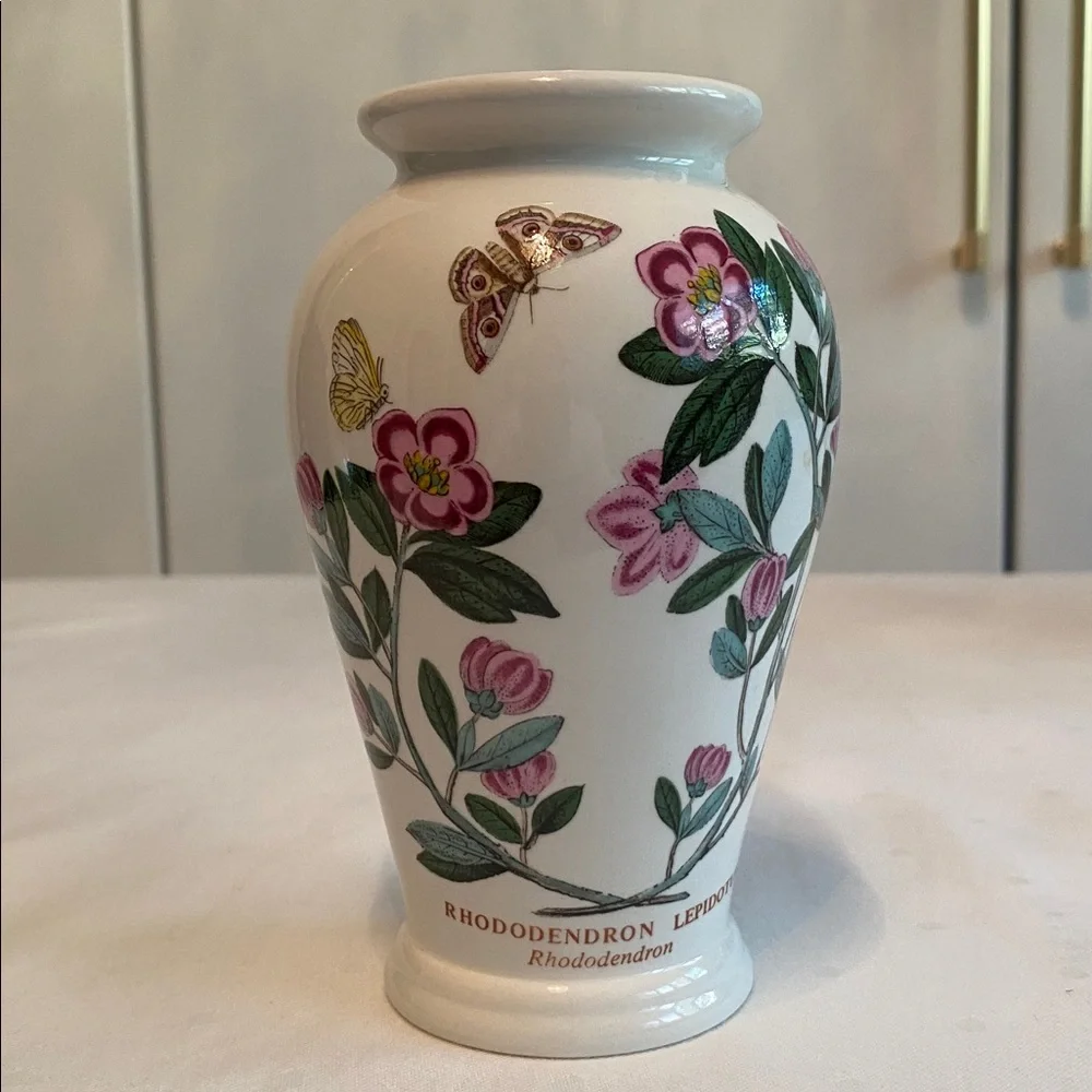 Portmeirion • “The Botanic Garden” Canton Vase in Rhododendron Floral Pattern